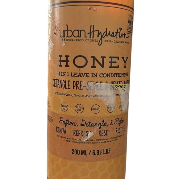 Urban Hydration Honey Health & Repair Detangling Spray. 6.8 fl oz. - Picture 2 of 4
